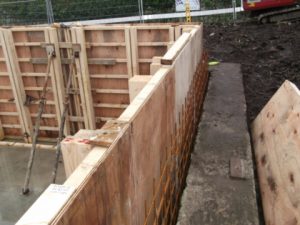 Shuttering for the walls